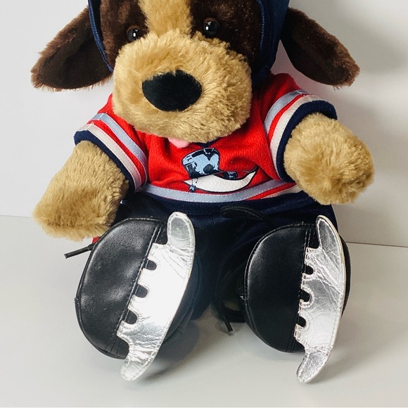 🐳 Build a Bear Stuffed Dog in Hockey Outfit - Picture 6 of 11